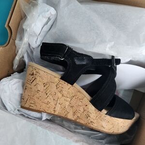 NWT Clarks Black Suede Wedge size 8W